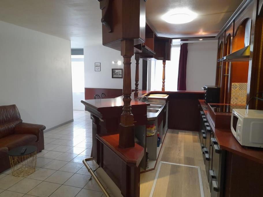 Appartement Au Bord Du Canal Montbard Exterior photo